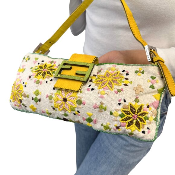 FENDI Vintage FF Beads Mamma Baguette Crossbody Bag Flower Embroidery [106448] - Picture 4 of 16